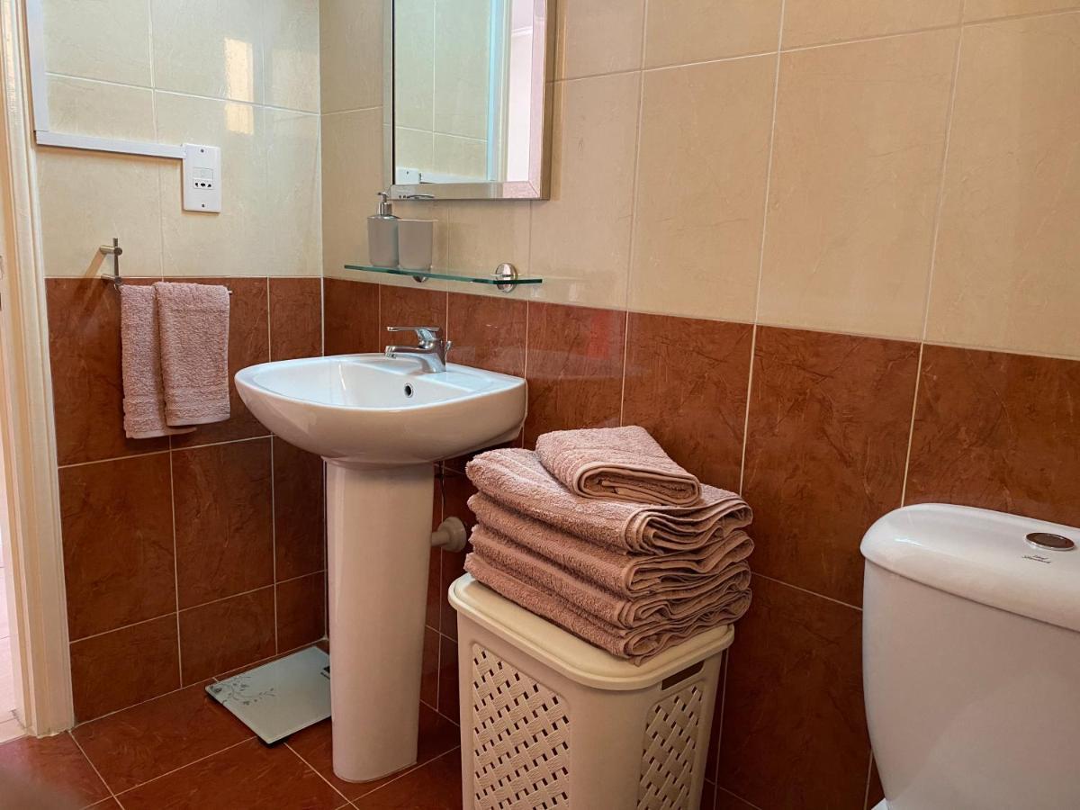 Holiday City Center Appartement Larnaca Buitenkant foto